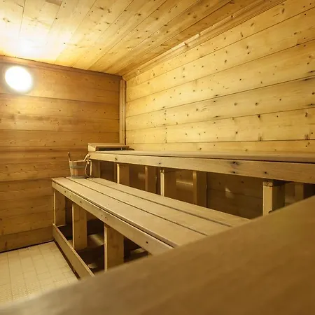 Apartment & Les Chalets De Solaise